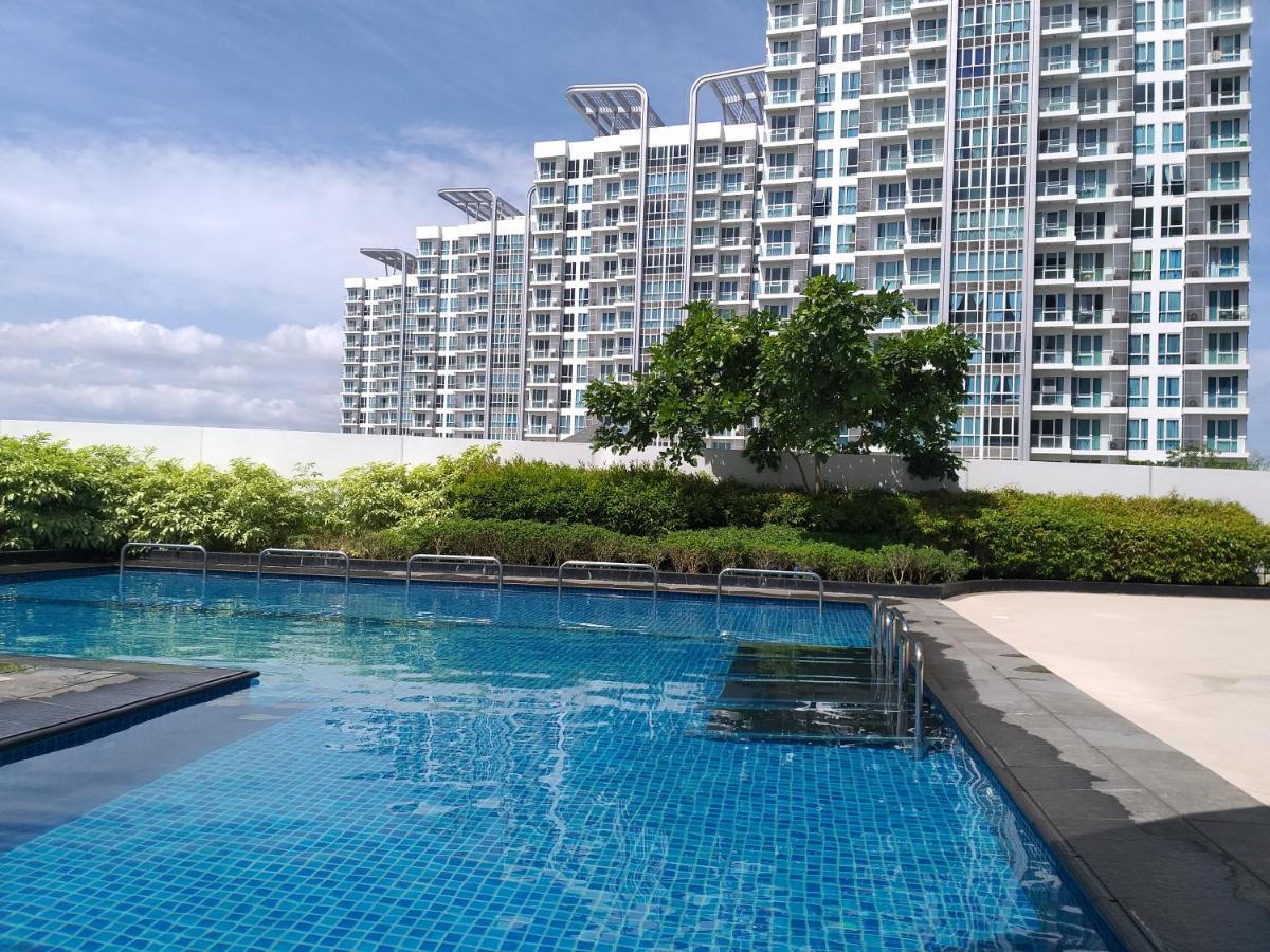 Aparthotel Mactan Newtown With Sun Set And Garden View Cebu Stadt Exterior foto