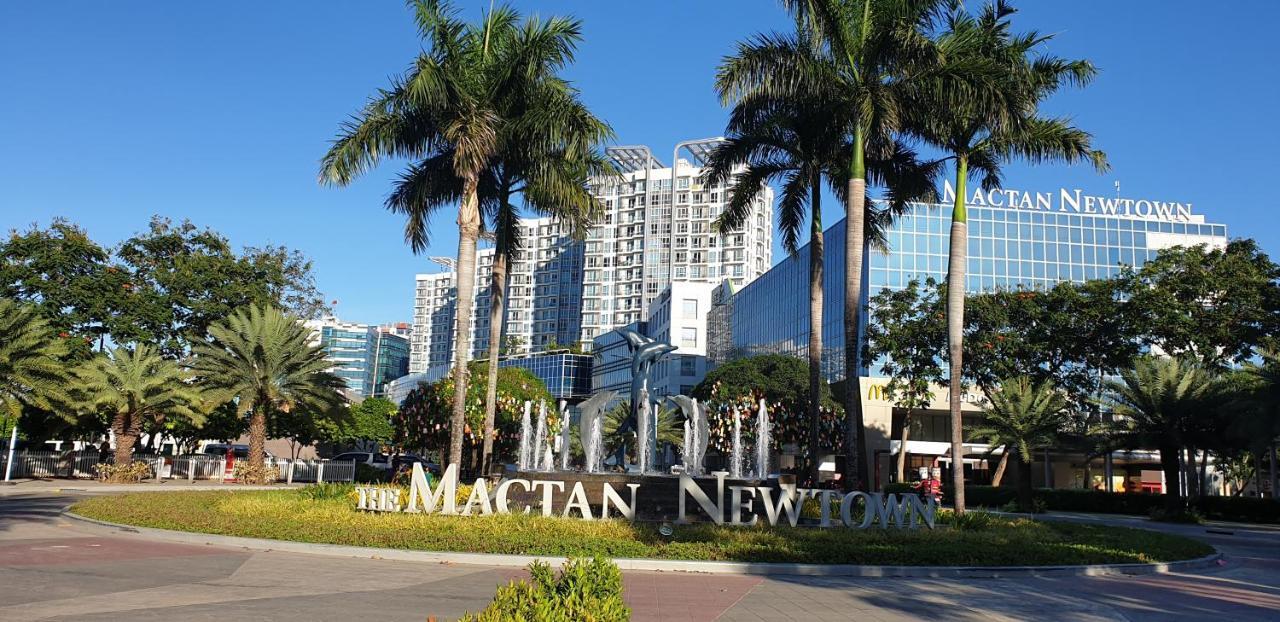 Aparthotel Mactan Newtown With Sun Set And Garden View Cebu Stadt Exterior foto
